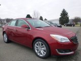 2015 Buick Regal FWD Front 3/4 View