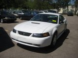 2002 Oxford White Ford Mustang V6 Coupe #10015549