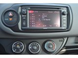 2015 Toyota Yaris 5-Door L Controls
