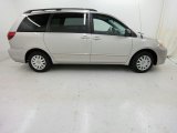 2004 Toyota Sienna LE