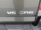 2015 Toyota Tacoma V6 Double Cab 4x4 Marks and Logos
