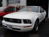 2006 Performance White Ford Mustang V6 Premium Coupe #10050511