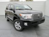 2015 Toyota Land Cruiser  Front 3/4 View
