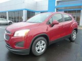 2015 Chevrolet Trax LS Front 3/4 View