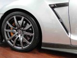 Nissan GT-R 2012 Wheels and Tires