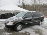 2007 Brilliant Black Crystal Pearl Chrysler Town & Country Touring #101127790