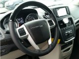2015 Chrysler Town & Country Limited Platinum Steering Wheel