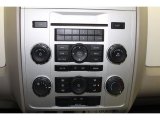 2010 Mercury Mariner V6 4WD Controls