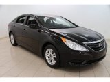 2013 Hyundai Sonata GLS Front 3/4 View