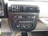 2004 Jeep Wrangler X 4x4 Controls