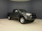 2015 Toyota Tacoma TRD Sport Access Cab 4x4 Front 3/4 View