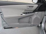 2015 Toyota Camry XLE Door Panel