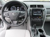 2015 Toyota Camry XLE Dashboard