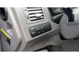 2005 Hyundai Tucson LX V6 4WD Controls