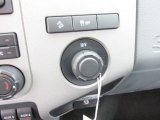 2015 Ford F250 Super Duty XLT Crew Cab 4x4 Controls