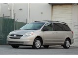 2005 Toyota Sienna LE Data, Info and Specs