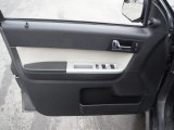 2010 Mercury Mariner V6 4WD Door Panel