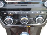 2014 Volkswagen Passat 1.8T SEL Premium Controls