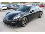2014 Porsche Panamera 4S Front 3/4 View