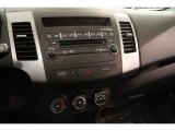 2008 Mitsubishi Outlander SE 4WD Controls