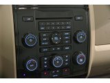 2009 Ford Escape Limited V6 4WD Controls
