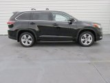 Attitude Black Metallic Toyota Highlander in 2015