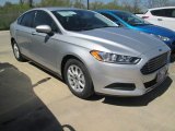 2015 Ford Fusion S Front 3/4 View