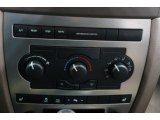 2005 Jeep Grand Cherokee Laredo 4x4 Controls