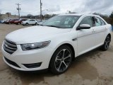 2014 Ford Taurus SEL AWD Front 3/4 View