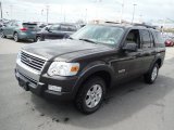2007 Ford Explorer XLT 4x4 Front 3/4 View