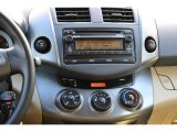 2012 Toyota RAV4 I4 4WD Controls