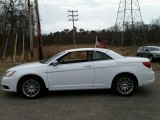 Stone White Chrysler 200 in 2011
