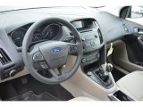 2015 Ford Focus SE Hatchback Medium Light Stone Interior