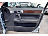 2005 Volkswagen Touareg V8 Door Panel
