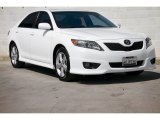 2010 Super White Toyota Camry SE #103082824