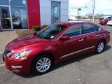 2015 Cayenne Red Nissan Altima 2.5 S #103082902