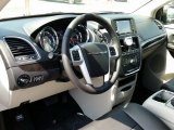 2015 Chrysler Town & Country Touring Dashboard