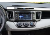 2015 Toyota RAV4 LE Controls