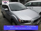 2010 Cool Silver Metallic Mitsubishi Outlander ES #103518987