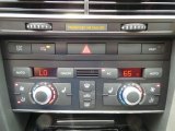 2011 Audi S6 5.2 FSI quattro Sedan Controls