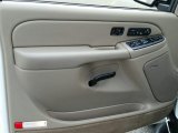 2004 Chevrolet Suburban 1500 LT 4x4 Door Panel