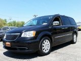 2012 Chrysler Town & Country Touring - L