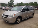 2004 Toyota Sienna LE