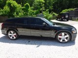 Brilliant Black Crystal Pearl Dodge Magnum in 2006
