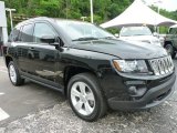 2014 Jeep Compass Latitude 4x4 Front 3/4 View