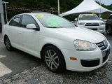 2007 Volkswagen Jetta 2.5 Sedan Front 3/4 View