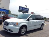 2014 Bright White Chrysler Town & Country Touring #104799098