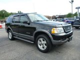 2005 Ford Explorer XLT 4x4 Front 3/4 View