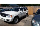 2003 Nissan Pathfinder Glacier White Pearl