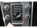 2016 Volvo XC60 T6 AWD R-Design Dashboard